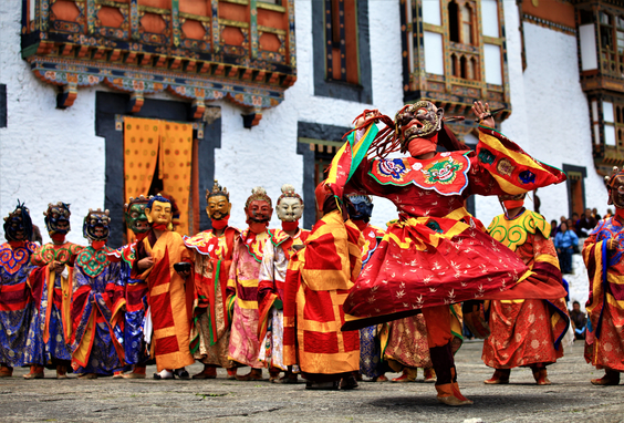 Renkli Festivaller  Nepal & Bhutan ( Nepal'de Holi ,Bhutan'da Tscheu Festivali)